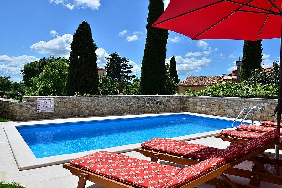 Villa Letizia Oprtalj Exterior photo